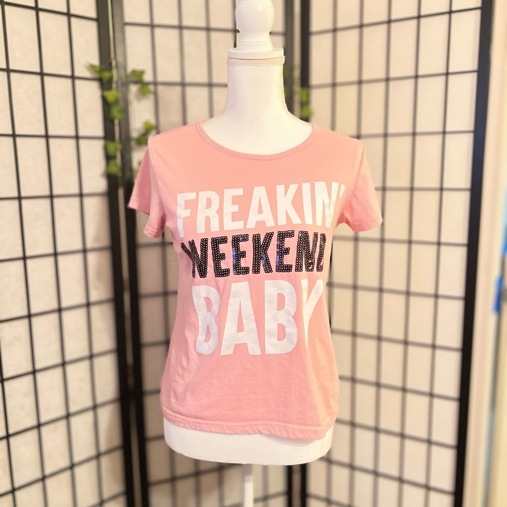 Cute, pale blush tee, with casual living in mind.